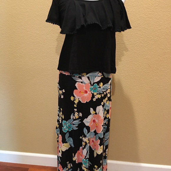 Black off the should top - Picture 5 of 5